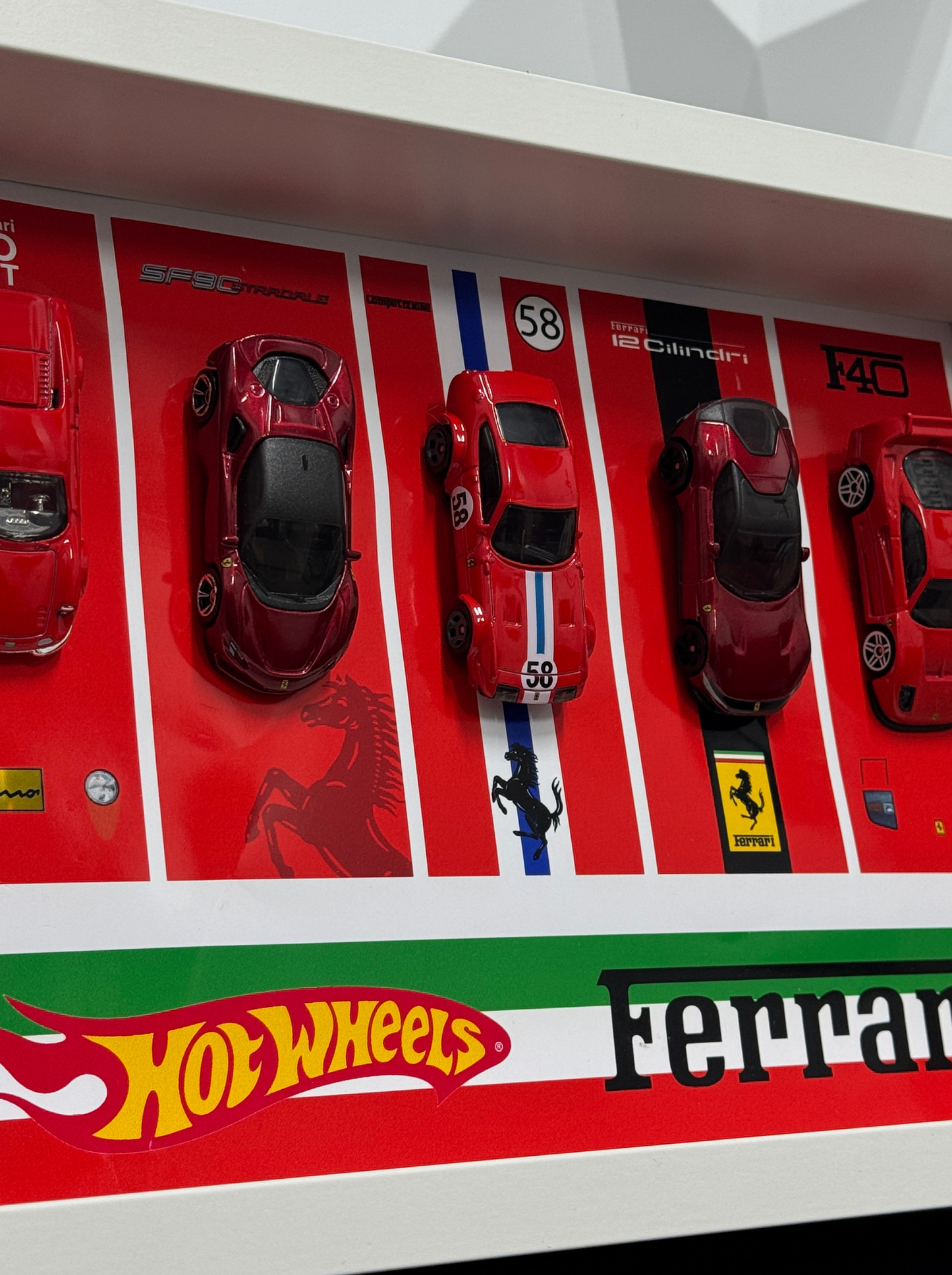 Ferrari HotwheeIs Galeri Premium Tablo